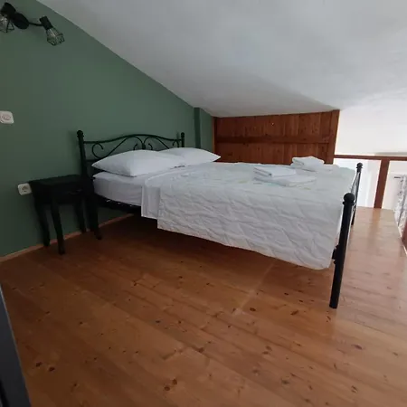 Apartment Miki Podgora