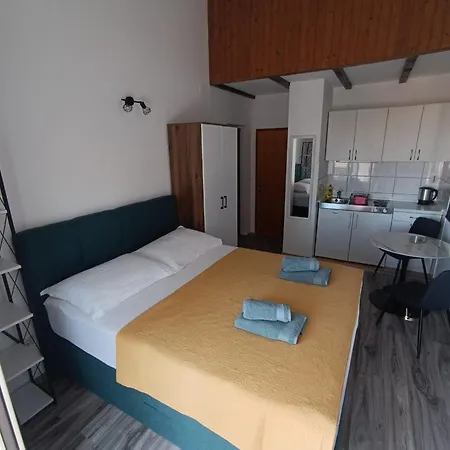 Appartement Miki *
